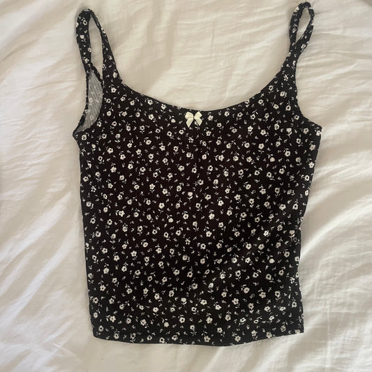 Black & white floral tank top